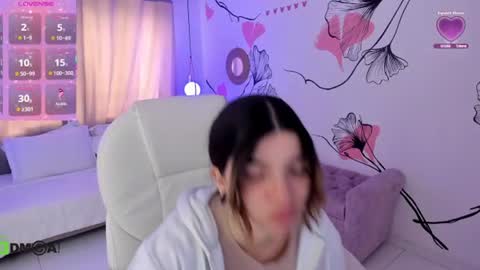isabela_fiorelli online show from July 2, 2026, 2:45 pm