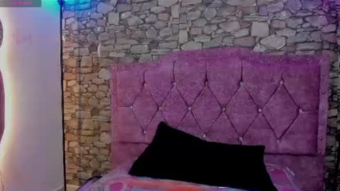 Isabella online show from July 20, 2026, 7:38 pm