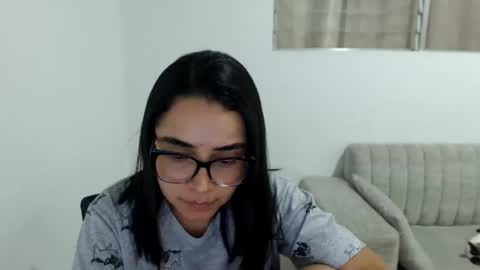 Snapshot of isemma chatting on June 28, 2026, 3:12 am Emma online show from June 28, 2026, 3:12 am