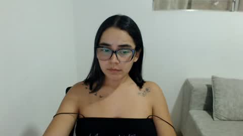 Snapshot of isemma chatting on July 30, 2026, 3:27 am Emma online show from July 30, 2026, 3:27 am