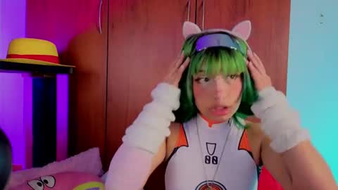 Isisjones18 online show from June 17, 2026, 12:29 pm