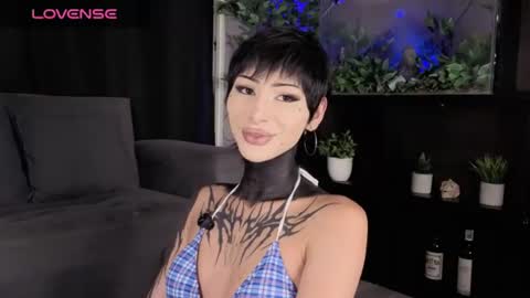 Julyane online show from July 3, 2026, 12:17 am