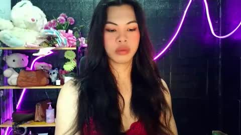 its_chloe20 online show from May 6, 2026, 4:12 pm