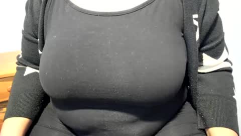 EBONYBBW online show from February 27, 2025, 6:53 pm