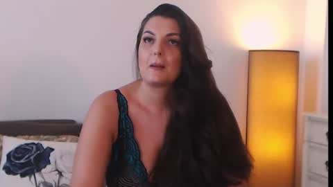 Melissa Khaan online show from July 16, 2026, 9:15 am