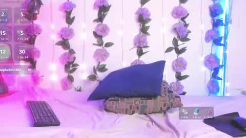 Snapshot of izan_02 chatting on July 6, 2026, 9:28 pm izan online show from July 6, 2026, 9:28 pm
