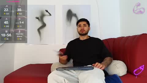 Snapshot of jack_hills2 chatting on July 4, 2026, 2:01 pm online show from July 4, 2026, 2:01 pm