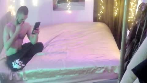 jacknjill113384 online show from February 15, 2025, 12:26 am