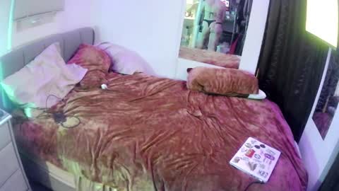 jacknjill113384 online show from February 16, 2025, 9:59 am