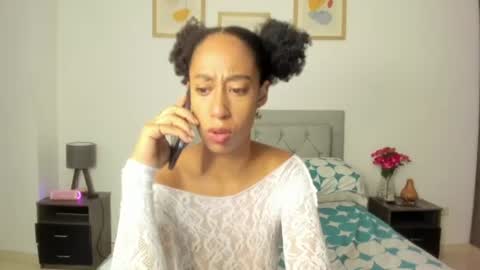 Snapshot of jade_obi chatting on July 4, 2026, 4:13 pm Jade smile online show from July 4, 2026, 4:13 pm