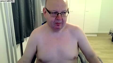 Snapshot of jake230975 chatting on June 22, 2026, 7:11 pm Jake2309 online show from June 22, 2026, 7:11 pm