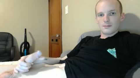 james231231 online show from April 28, 2026, 2:38 am