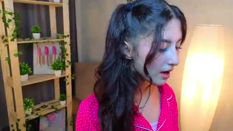 Fantastic Jasmin online show from June 12, 2026, 7:57 pm