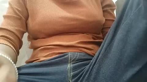 jasspreettt online show from June 11, 2026, 4:32 am