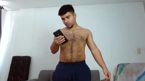 Snapshot of javier_hot27_ chatting on June 29, 2026, 4:29 pm Javier Herrera online show from June 29, 2026, 4:29 pm