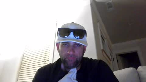 jaybee8112 online show from July 13, 2026, 7:33 am