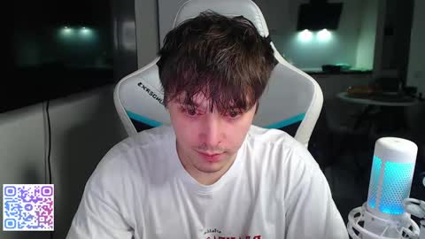 Snapshot of jayce_icestone chatting on April 4, 2026, 3:16 am Jayce online show from April 4, 2026, 3:16 am