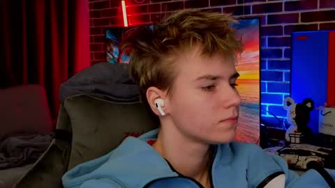 Jean online show from August 2, 2026, 3:32 pm
