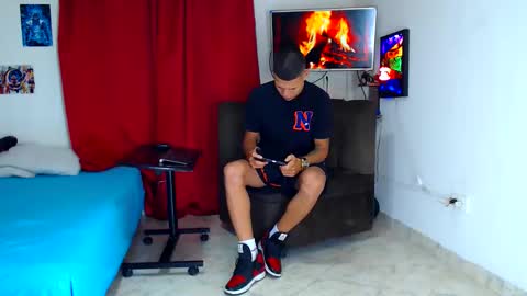 jeffer21_hot online show from June 10, 2026, 3:18 am