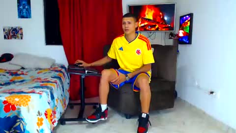 jeffer21_hot online show from June 19, 2026, 6:07 am