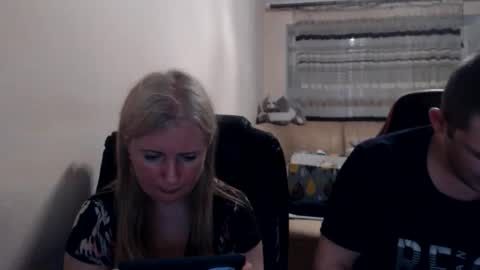 Snapshot of jenisandpeter chatting on May 30, 2026, 7:11 pm JenisAndPeter online show from May 30, 2026, 7:11 pm