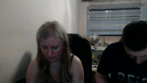 Snapshot of jenisandpeter chatting on June 17, 2026, 5:58 pm JenisAndPeter online show from June 17, 2026, 5:58 pm