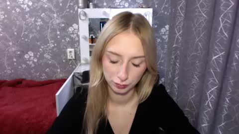 Snapshot of jennalomer chatting on June 18, 2026, 12:31 pm Jenna online show from June 18, 2026, 12:31 pm