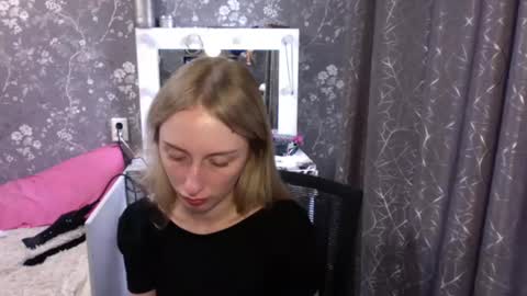 Snapshot of jennalomer chatting on June 25, 2026, 9:25 am Jenna online show from June 25, 2026, 9:25 am