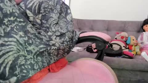 Snapshot of jennifer_bodyy0404 chatting on August 8, 2026, 5:15 pm jennifer_bodyy0404 online show from August 8, 2026, 5:15 pm