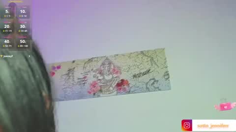JENNIFER online show from May 21, 2026, 2:57 pm