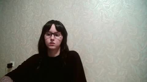 JennyOlset online show from June 27, 2026, 2:49 am