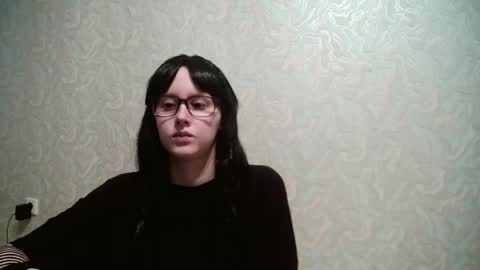 JennyOlset online show from July 13, 2026, 9:34 am