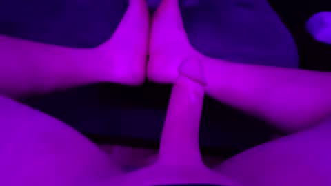 jesseboyy online show from April 8, 2026, 3:06 am