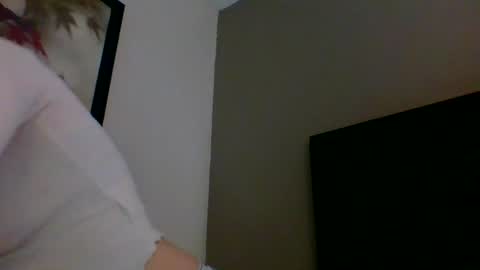 Snapshot of jessystrings chatting on July 22, 2026, 7:11 am jessystrings online show from July 22, 2026, 7:11 am