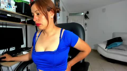 Snapshot of jezabel_purple chatting on May 13, 2026, 2:47 pm Camila online show from May 13, 2026, 2:47 pm