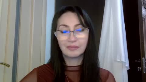 jinaluv online show from May 7, 2026, 6:46 pm
