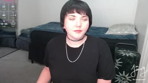 Snapshot of jinxyfawn chatting on July 4, 2026, 7:36 am jinxyfawn online show from July 4, 2026, 7:36 am