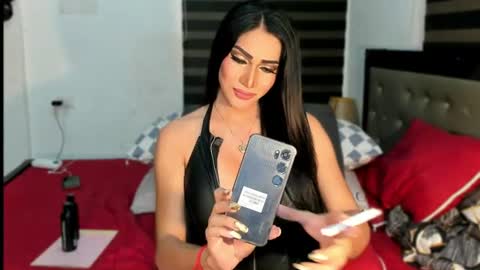 Snapshot of johannah_khalifa chatting on July 2, 2026, 1:05 am STRICTLY NO TIPS NO SHOW online show from July 2, 2026, 1:05 am