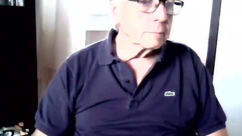 johnjohn6226 online show from June 16, 2026, 2:09 pm