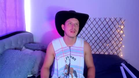 Snapshot of johnycooper08 chatting on July 20, 2026, 12:51 pm johnycooper08 online show from July 20, 2026, 12:51 pm