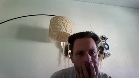 jojo19844 online show from May 13, 2026, 9:06 am
