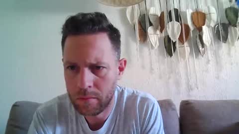 jojo19844 online show from May 22, 2026, 9:26 am