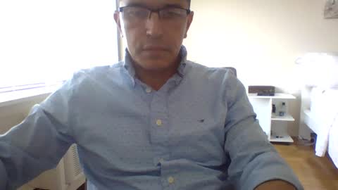 juanearth1 online show from July 22, 2026, 10:23 pm
