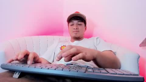 JUAN  online show from July 3, 2026, 8:59 pm