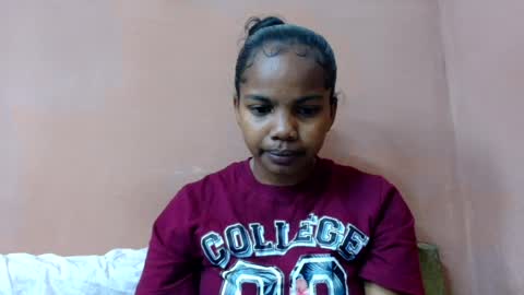 Snapshot of juliah02 chatting on July 30, 2026, 6:34 am juliah02 online show from July 30, 2026, 6:34 am