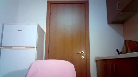 Snapshot of julianoparno chatting on May 24, 2026, 2:05 am Juliano online show from May 24, 2026, 2:05 am