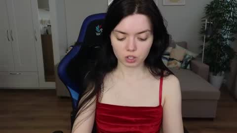 Julia online show from July 17, 2026, 9:16 am
