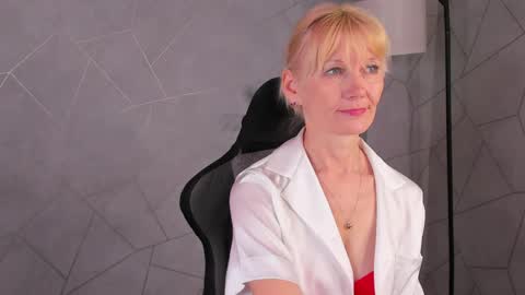 Julie Lucasss online show from May 15, 2026, 11:23 pm