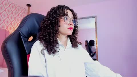 JULIETA  online show from June 20, 2026, 12:19 pm