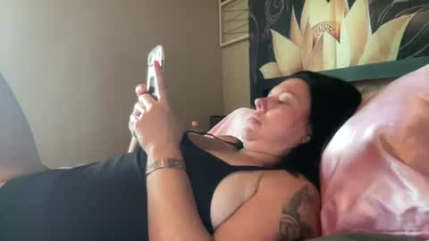 Flirty influncer online show from June 21, 2026, 2:19 pm